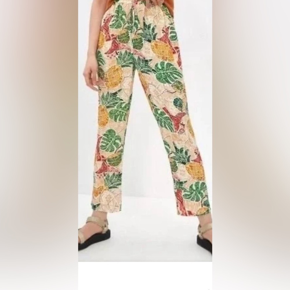 Anthropologie FARM Rio Mosaic Print Multi Colors Tapered Leg Pants L nwts